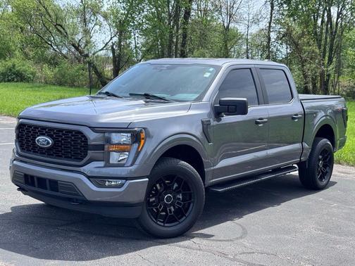 CARBONIZED GRAY METALLIC 2023 Ford F-150 XL
