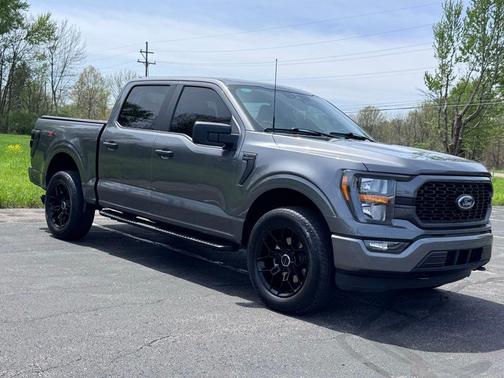 CARBONIZED GRAY METALLIC 2023 Ford F-150 XL