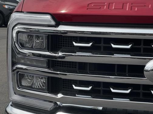 2025 Ford F-350 Lariat