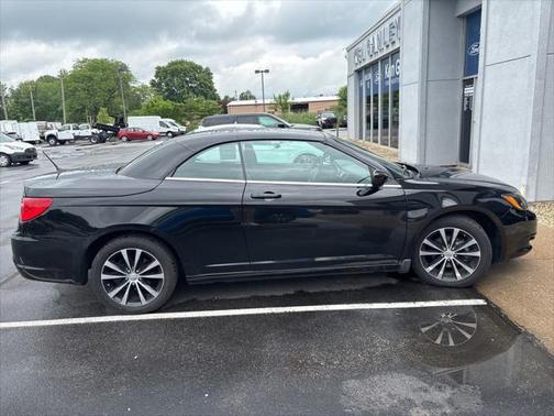 2013 Chrysler 200 S