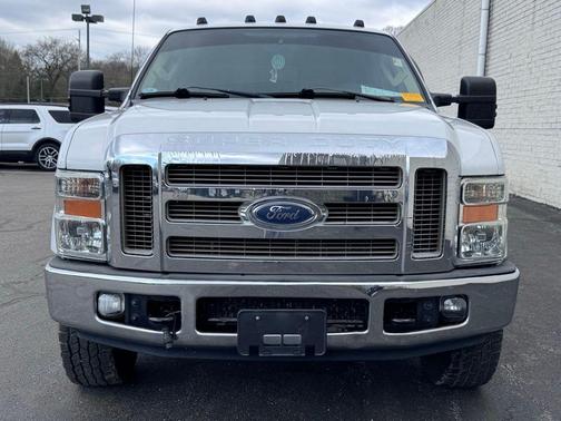 Oxford White Clearcoat 2008 Ford F-350 Lariat