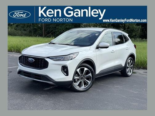 STAR WHITE METALLIC TRI-COAT 2023 Ford Escape Platinum