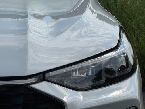 STAR WHITE METALLIC TRI-COAT 2023 Ford Escape Platinum