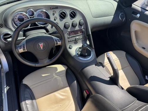 2008 Pontiac Solstice Base