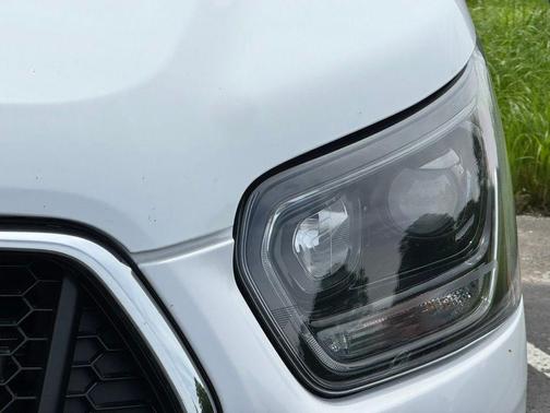 OXFORD WHITE 2026 Ford Transit-350 Base