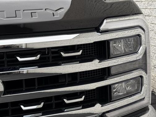 2025 Ford F-350 Lariat