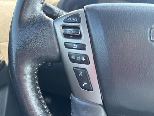 2013 Nissan Armada Platinum