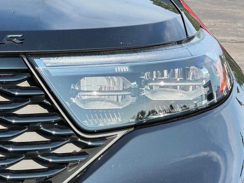 Agate Black Metallic 2023 Ford Explorer ST-Line