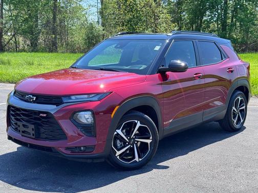 Crimson Metallic 2022 Chevrolet Trailblazer RS