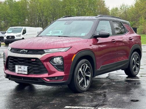 Crimson Metallic 2022 Chevrolet Trailblazer RS