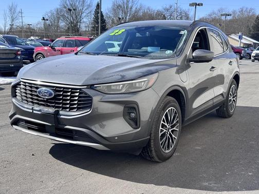 2023 Ford Escape PHEV SE