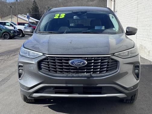 2023 Ford Escape PHEV SE