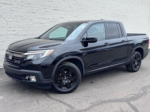2017 Honda Ridgeline Black