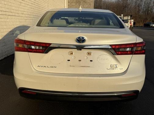2016 Toyota Avalon Hybrid Limited