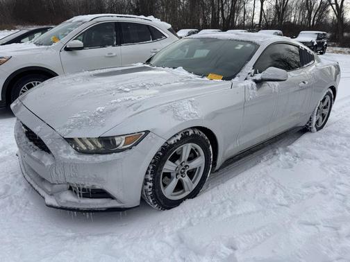2016 Ford Mustang V6