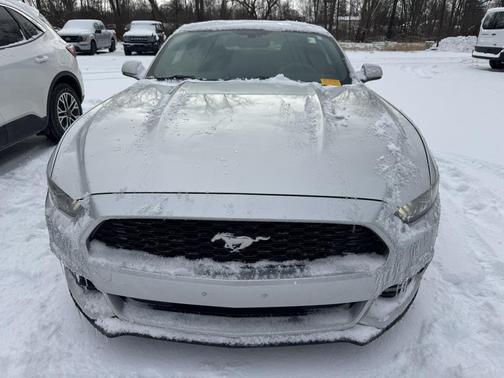 2016 Ford Mustang V6