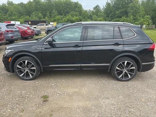 2022 Volkswagen Tiguan 2.0T SEL R-Line 4MOTION