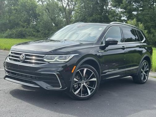 2022 Volkswagen Tiguan 2.0T SEL R-Line 4MOTION