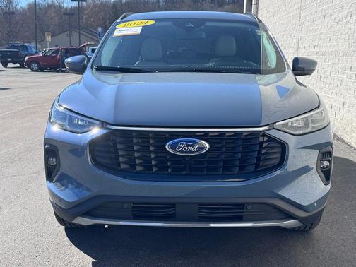 2024 Ford Escape Platinum