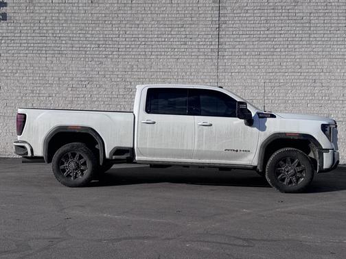 2024 GMC Sierra 2500 AT4