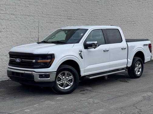 OXFORD WHITE 2024 Ford F-150 XLT