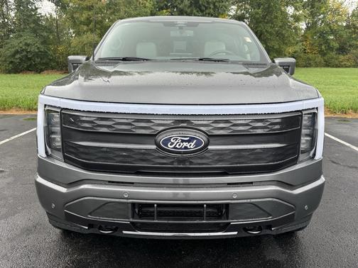 2025 Ford F-150 Lightning Platinum