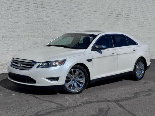 2010 Ford Taurus Limited