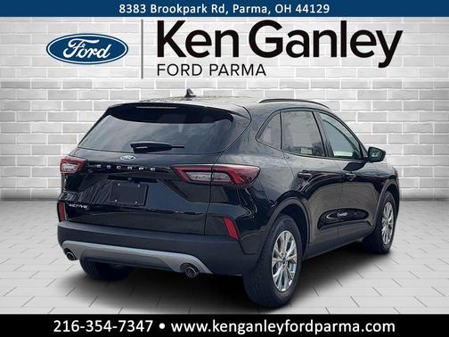 AGATE BLACK METALLIC 2026 Ford Escape Active