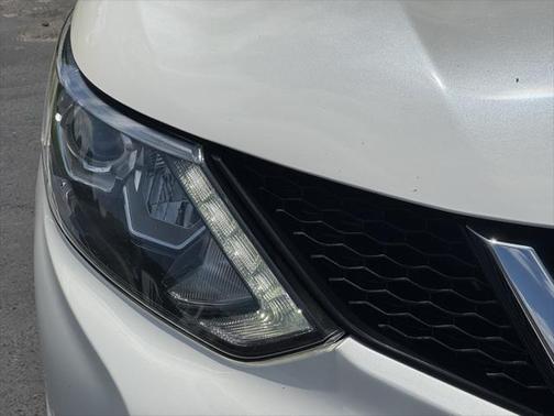 2017 Nissan Rogue Sport SL