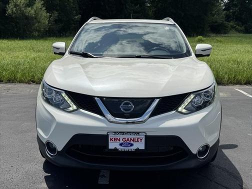 2017 Nissan Rogue Sport SL