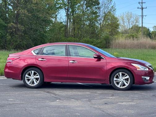 Cayenne Red 2015 Nissan Altima 2.5 SL