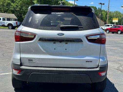 MOONDUST SILVER METALLIC 2021 Ford EcoSport SES