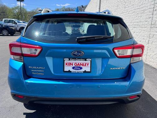 Island Blue Pearl 2018 Subaru Impreza 2.0i Limited