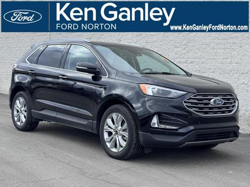 2023 Ford Edge Titanium