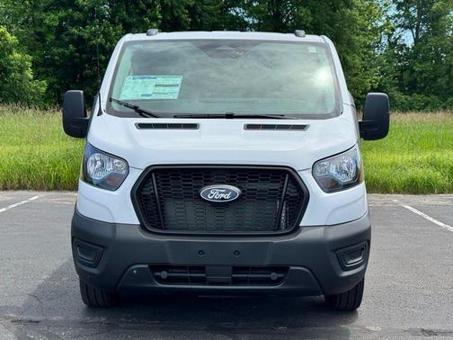 OXFORD WHITE 2026 Ford Transit-250 Base