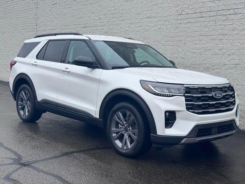 2026 Ford Explorer Active w/200A Pkg