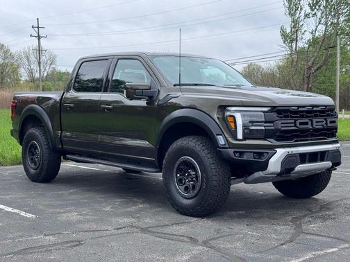 Shelter Green 2026 Ford F-150 Raptor
