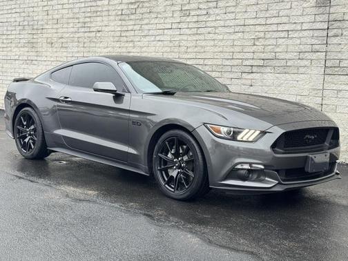 2017 Ford Mustang GT Premium