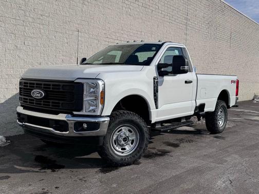 OXFORD WHITE 2026 Ford F-350 XL