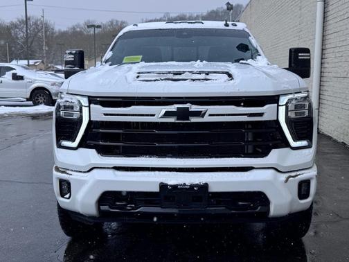 2024 Chevrolet Silverado 3500 LT
