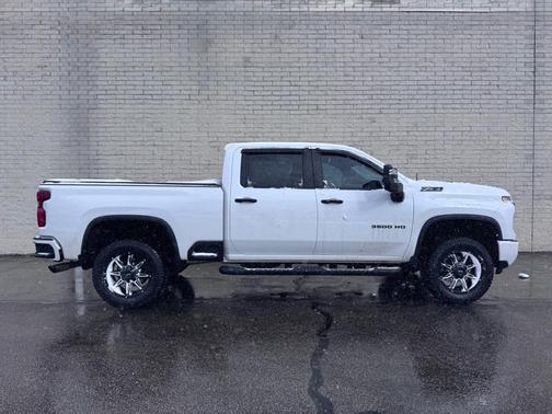 2024 Chevrolet Silverado 3500 LT