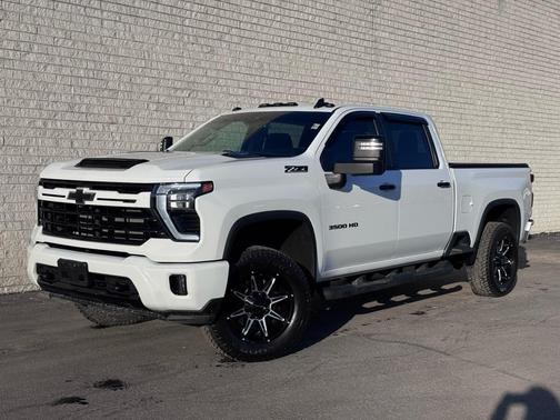 2024 Chevrolet Silverado 3500 LT