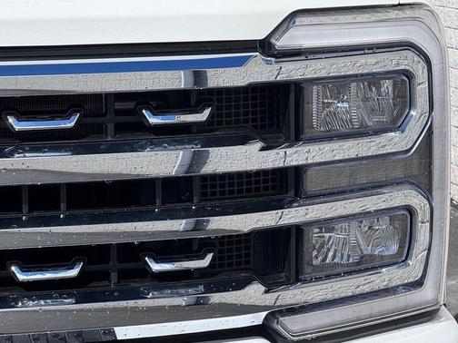 STAR WHITE 2024 Ford F-350 Lariat