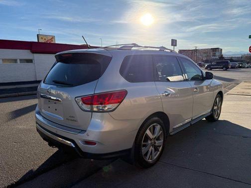 2015 Nissan Pathfinder Platinum