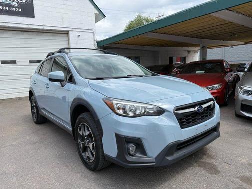 Cool Gray Khaki 2019 Subaru Crosstrek 2.0i Premium