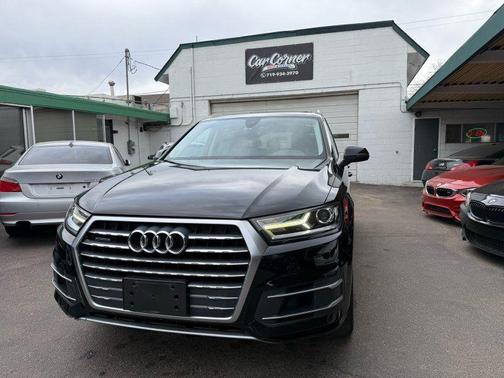 Orca Black Metallic 2019 Audi Q7 55 Premium