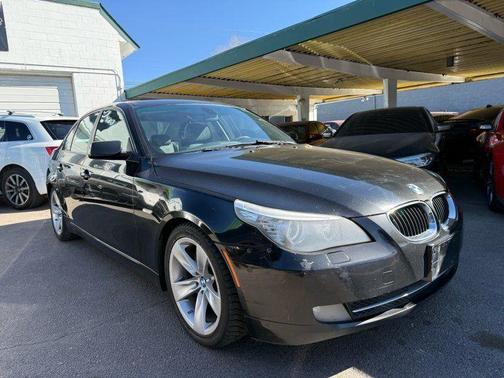 2008 BMW 528 i