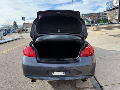 2012 INFINITI G37x Base