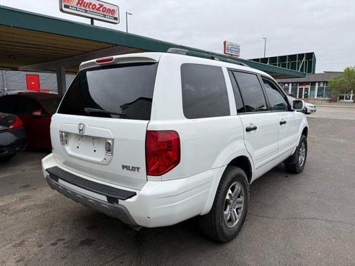 White 2005 Honda Pilot EX-L