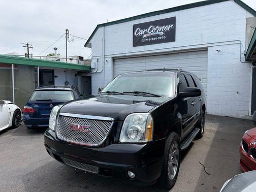 Black 2007 GMC Yukon Denali